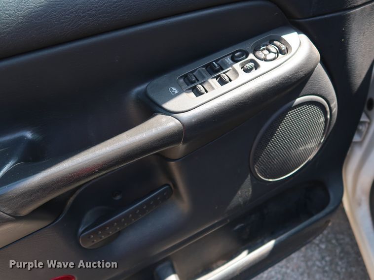 image for item DH3520 2003 Dodge Ram 2500 Quad Cab pickup truck