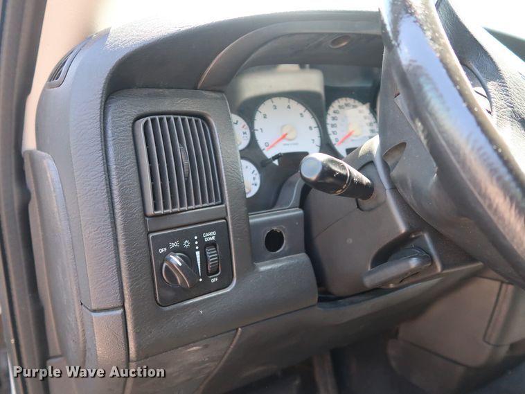 image for item DH3520 2003 Dodge Ram 2500 Quad Cab pickup truck