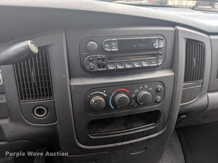 image for item DH3520 2003 Dodge Ram 2500 Quad Cab pickup truck