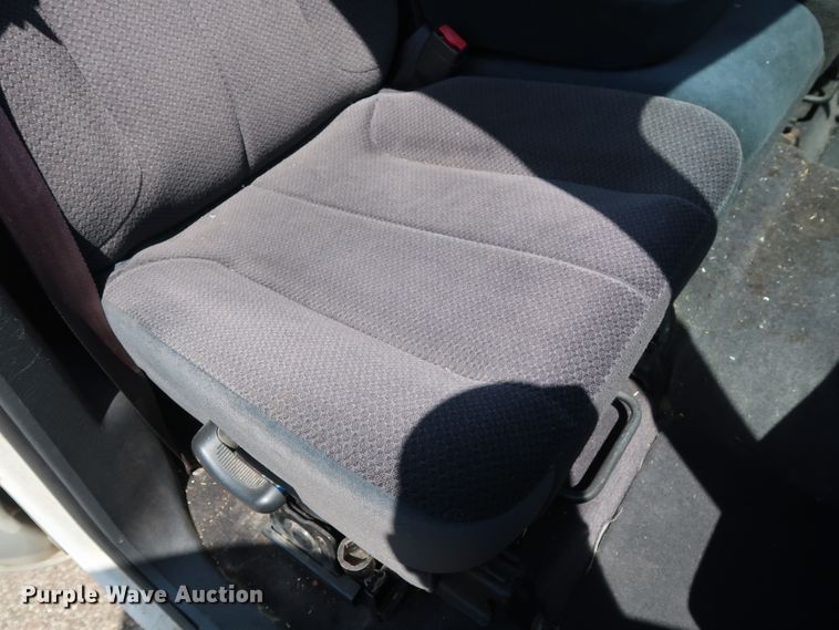 image for item DH3520 2003 Dodge Ram 2500 Quad Cab pickup truck