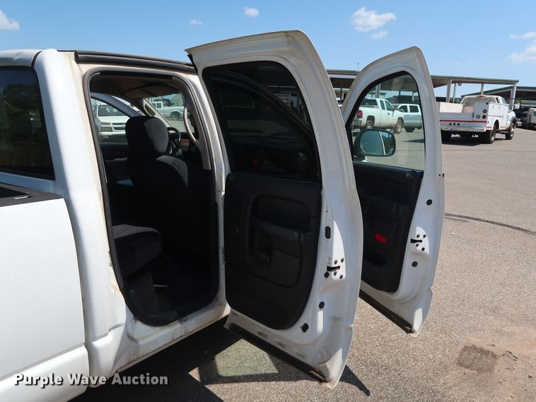 image for item DH3520 2003 Dodge Ram 2500 Quad Cab pickup truck