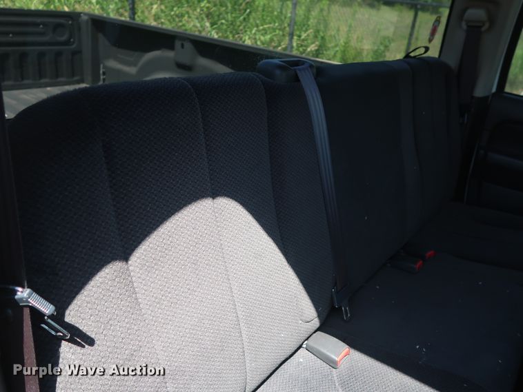 image for item DH3520 2003 Dodge Ram 2500 Quad Cab pickup truck