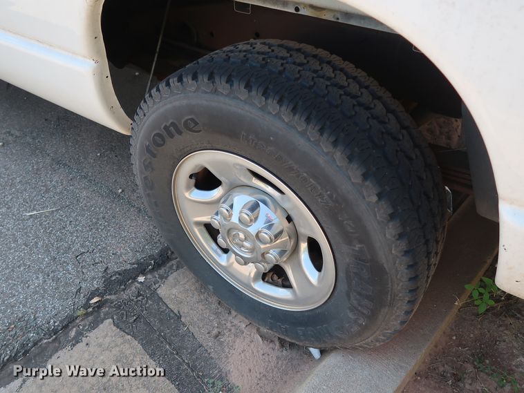 image for item DH3520 2003 Dodge Ram 2500 Quad Cab pickup truck