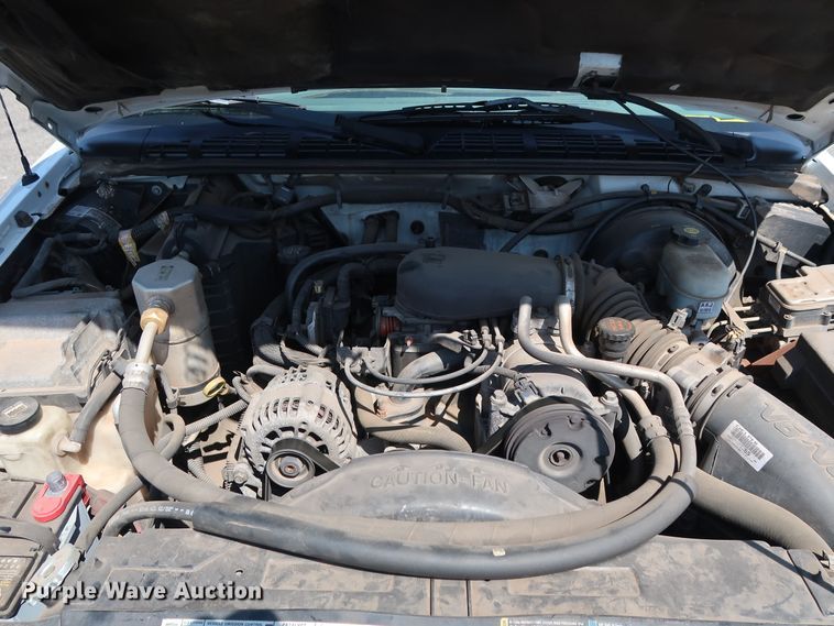 image for item DH3522 2003 Chevrolet S10 Ext. Cab pickup truck