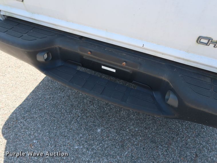 image for item DH3522 2003 Chevrolet S10 Ext. Cab pickup truck