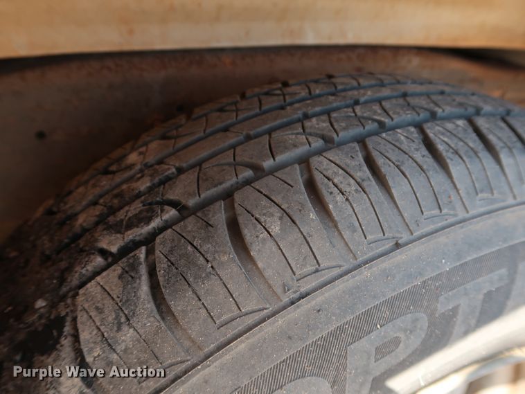 image for item DH3522 2003 Chevrolet S10 Ext. Cab pickup truck