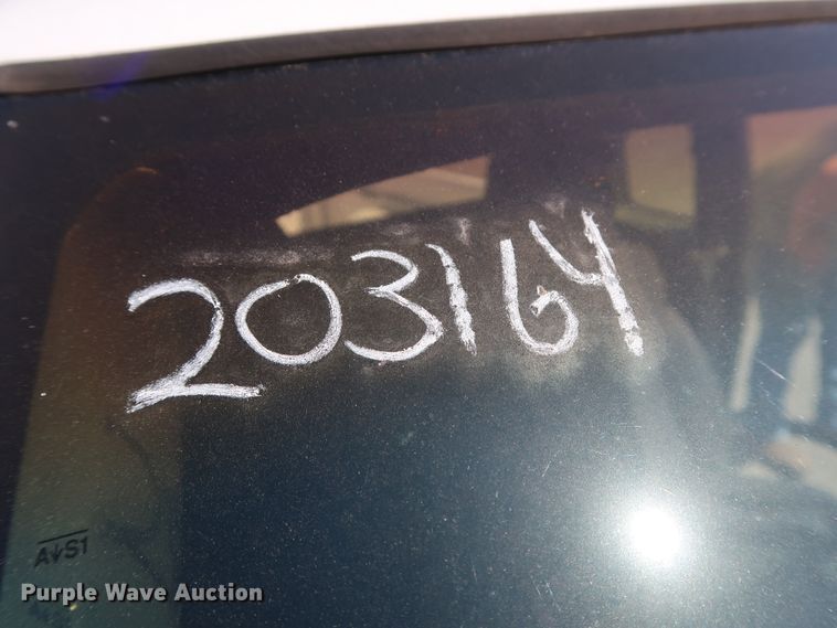 image for item DH3522 2003 Chevrolet S10 Ext. Cab pickup truck