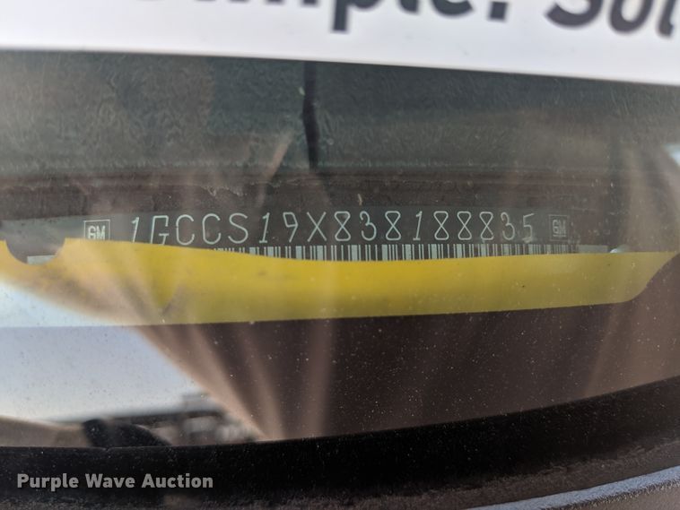 image for item DH3522 2003 Chevrolet S10 Ext. Cab pickup truck