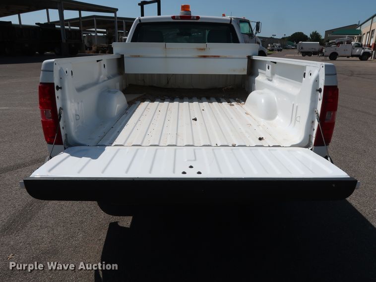 image for item DH3524 2007 Chevrolet Silverado 1500 pickup truck