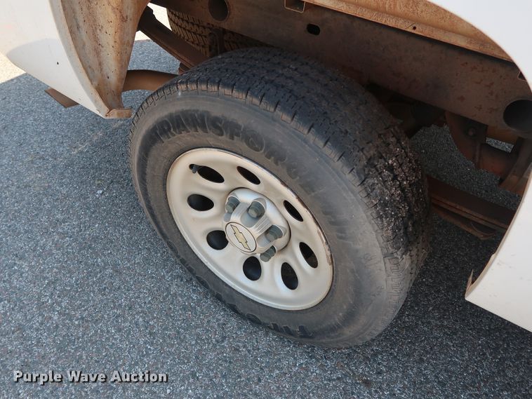 image for item DH3524 2007 Chevrolet Silverado 1500 pickup truck