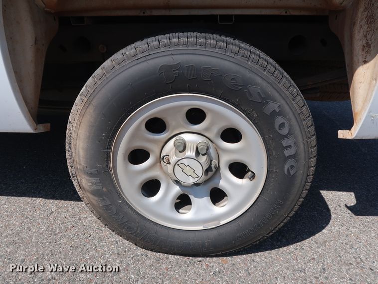 image for item DH3524 2007 Chevrolet Silverado 1500 pickup truck