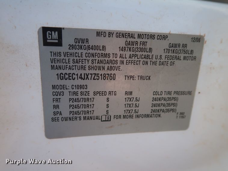 image for item DH3524 2007 Chevrolet Silverado 1500 pickup truck