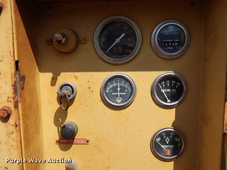 image for item DH3525 Leroi Dresser 185 air compressor