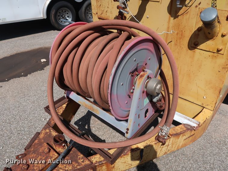 image for item DH3525 Leroi Dresser 185 air compressor