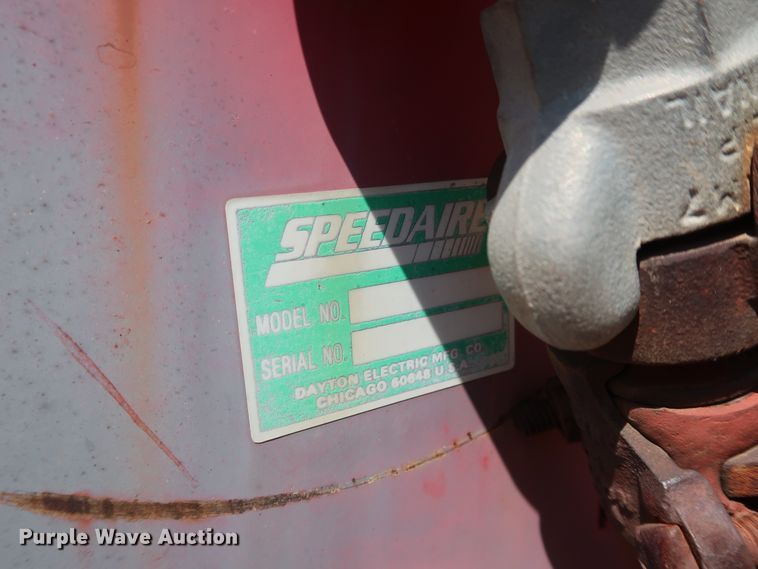 image for item DH3525 Leroi Dresser 185 air compressor