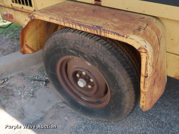 image for item DH3525 Leroi Dresser 185 air compressor