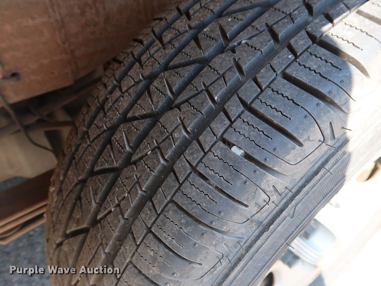 image for item DH3526 2004 Chevrolet Silverado 1500 pickup truck