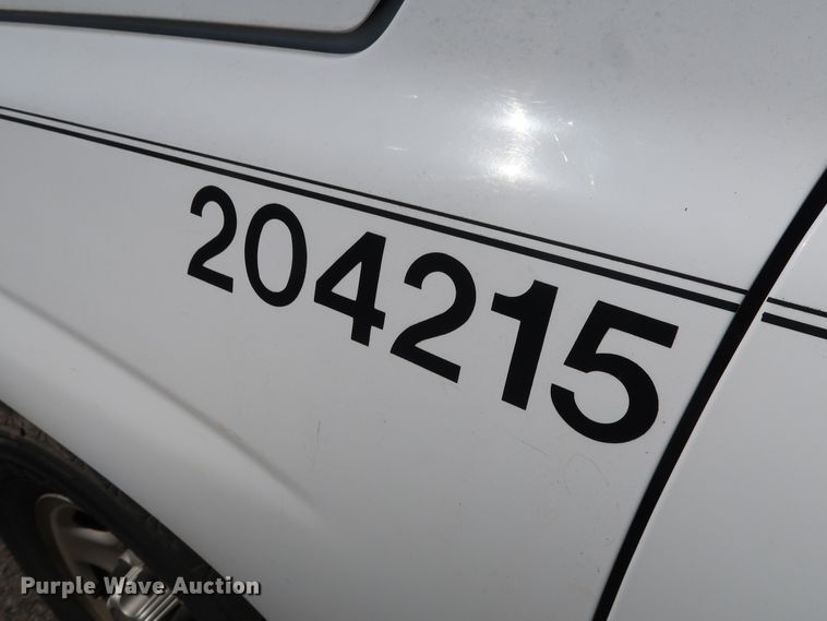 image for item DH3526 2004 Chevrolet Silverado 1500 pickup truck