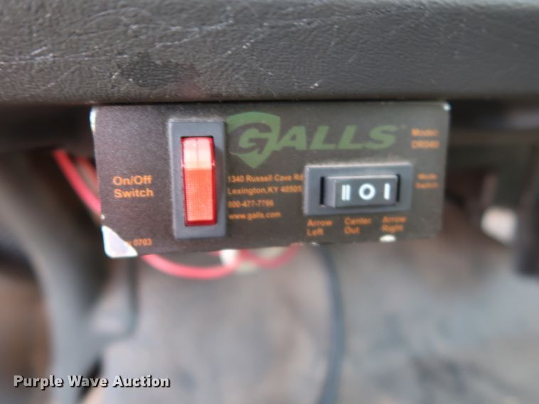 image for item DH3527 2005 GMC Sierra 1500 pickup truck