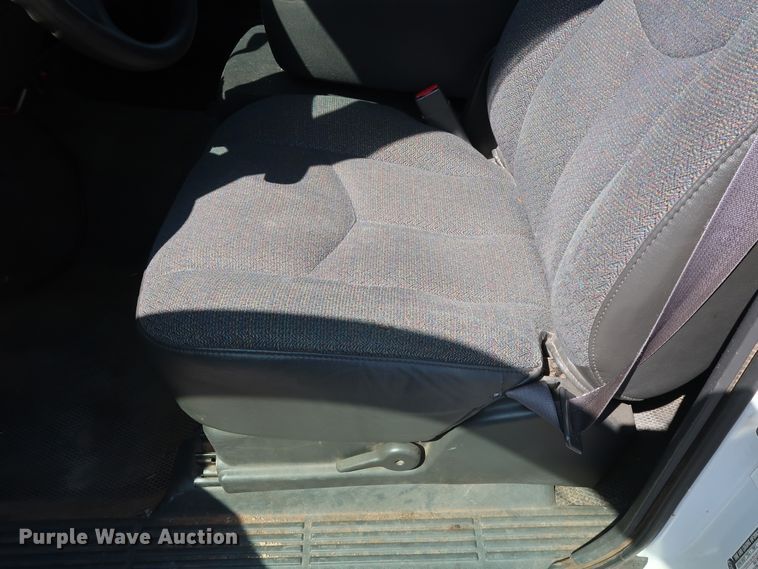 image for item DH3527 2005 GMC Sierra 1500 pickup truck