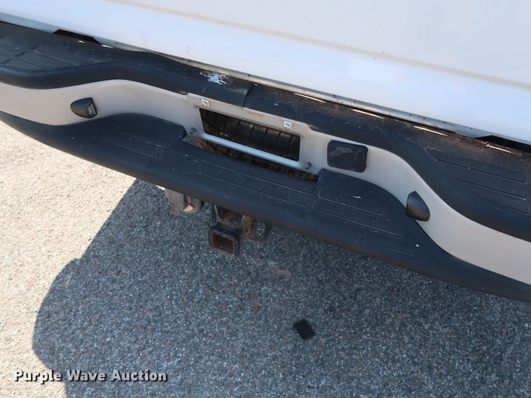 image for item DH3527 2005 GMC Sierra 1500 pickup truck