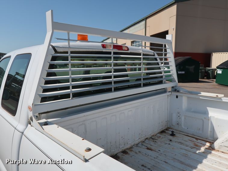 image for item DH3527 2005 GMC Sierra 1500 pickup truck