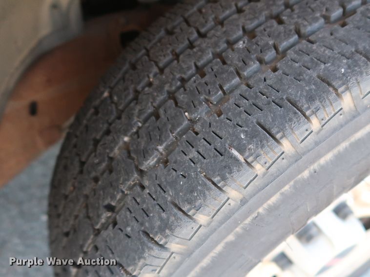 image for item DH3527 2005 GMC Sierra 1500 pickup truck