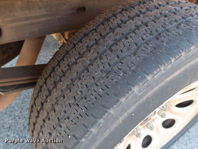 image for item DH3527 2005 GMC Sierra 1500 pickup truck