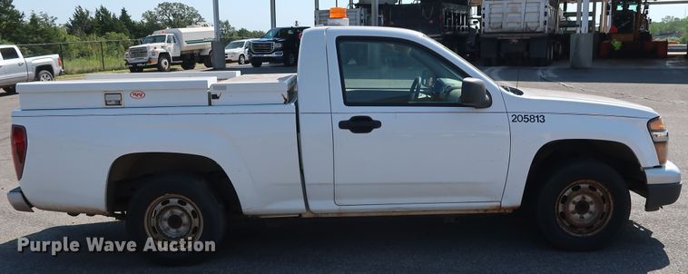 image for item DH3528 2005 GMC Canyon pickup truck