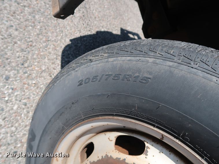 image for item DH3528 2005 GMC Canyon pickup truck