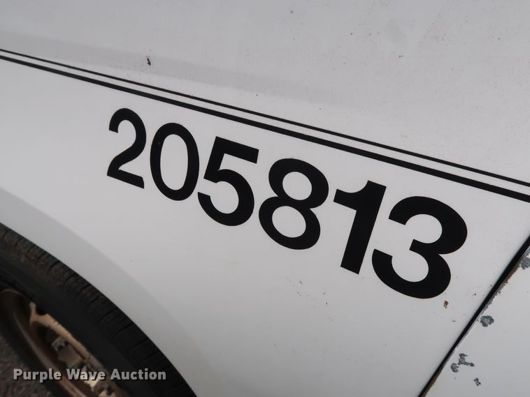 image for item DH3528 2005 GMC Canyon pickup truck