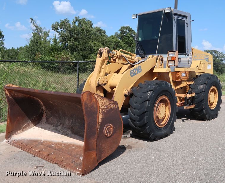 image for item DH3529 1998 Case 621B wheel loader