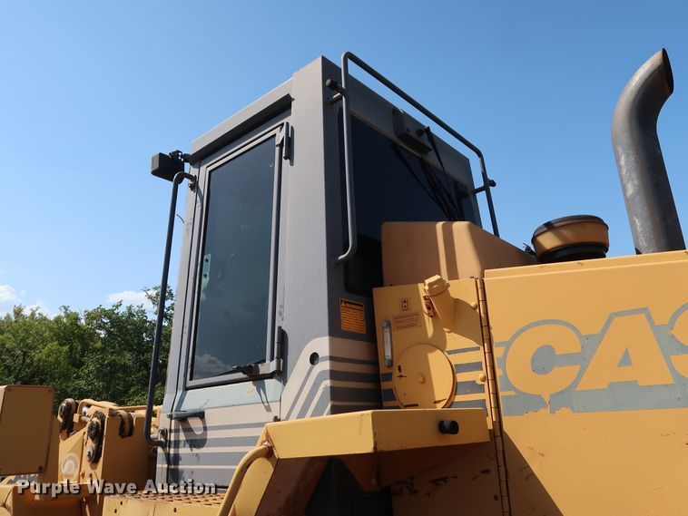 image for item DH3529 1998 Case 621B wheel loader