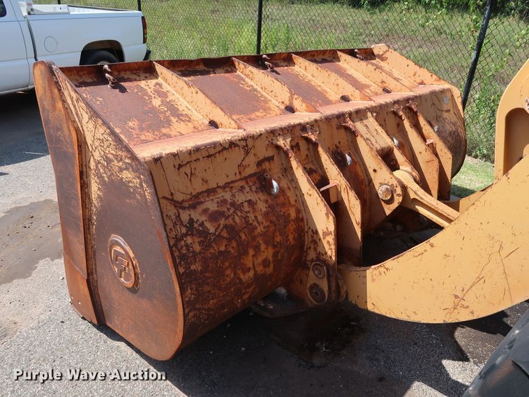 image for item DH3529 1998 Case 621B wheel loader