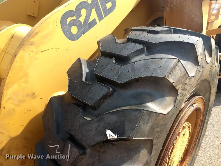image for item DH3529 1998 Case 621B wheel loader
