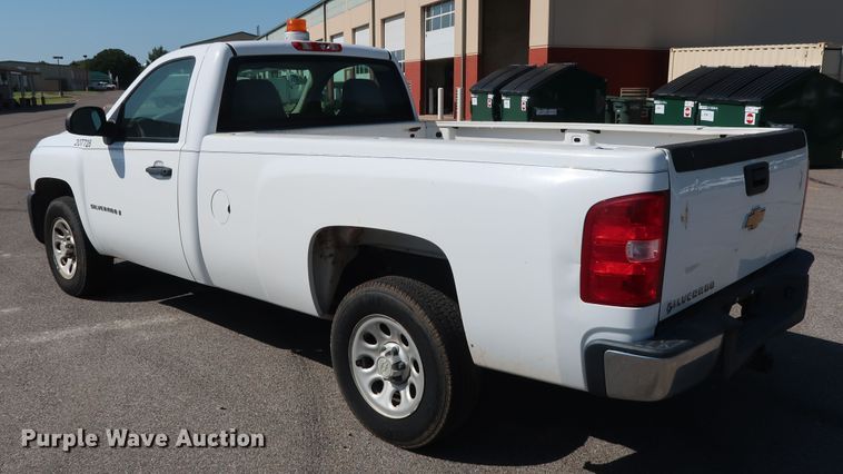 image for item DH3530 2007 Chevrolet Silverado 1500 pickup truck