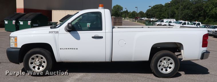 image for item DH3530 2007 Chevrolet Silverado 1500 pickup truck