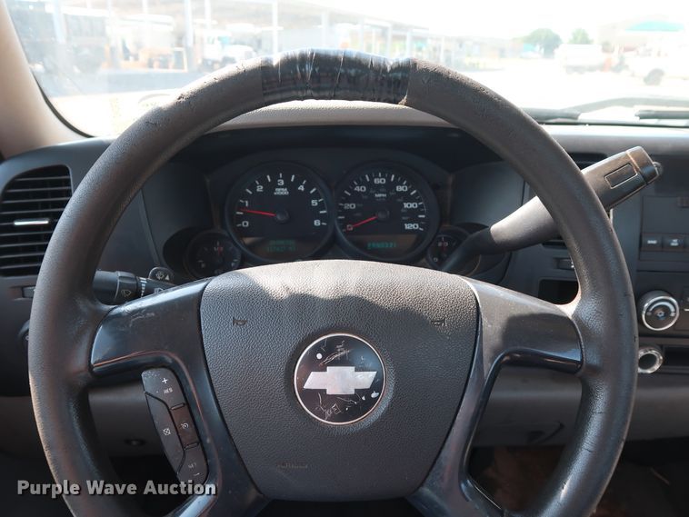 image for item DH3530 2007 Chevrolet Silverado 1500 pickup truck
