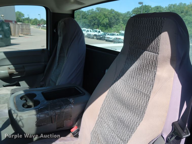 image for item DH3530 2007 Chevrolet Silverado 1500 pickup truck