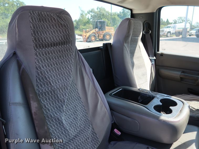 image for item DH3530 2007 Chevrolet Silverado 1500 pickup truck