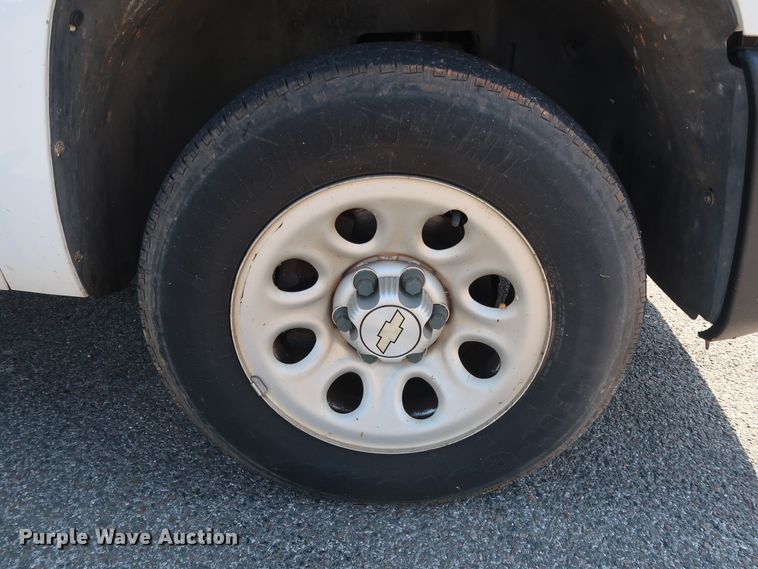 image for item DH3530 2007 Chevrolet Silverado 1500 pickup truck