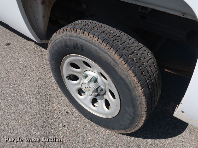 image for item DH3530 2007 Chevrolet Silverado 1500 pickup truck