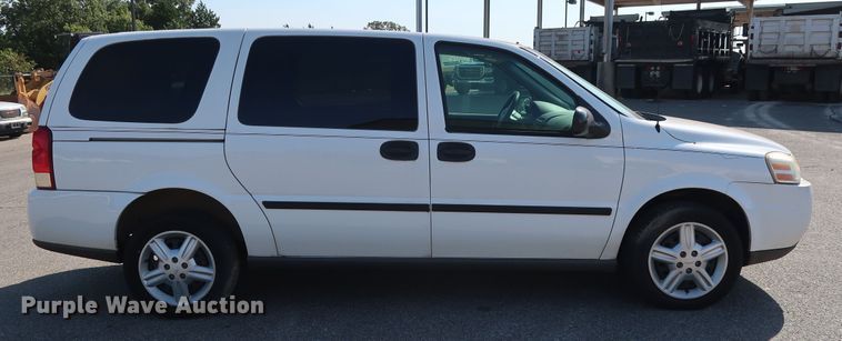 image for item DH3531 2005 Chevrolet Uplander van