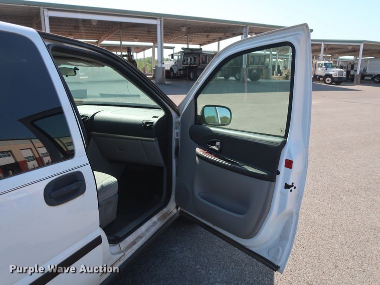 image for item DH3531 2005 Chevrolet Uplander van