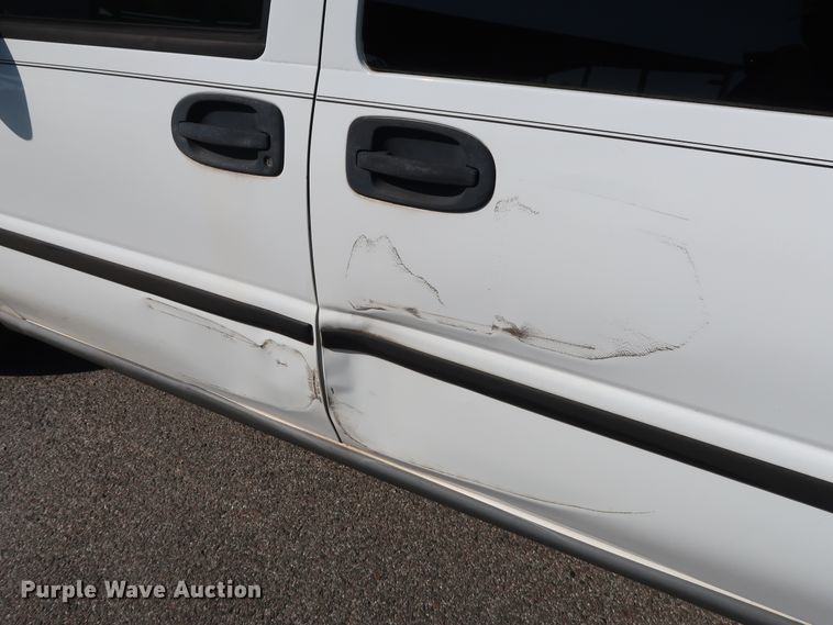 image for item DH3531 2005 Chevrolet Uplander van