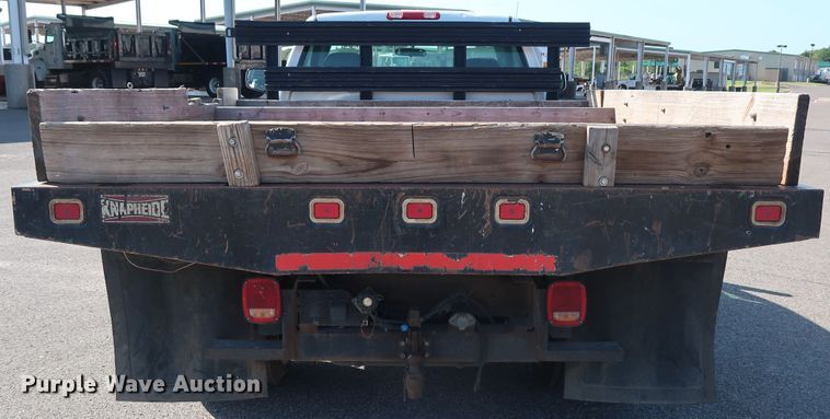 image for item DH3533 2002 Chevrolet Silverado 3500 dump flatbed pickup truck