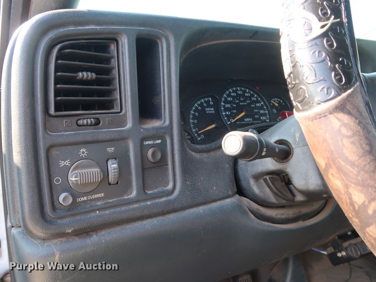 image for item DH3533 2002 Chevrolet Silverado 3500 dump flatbed pickup truck