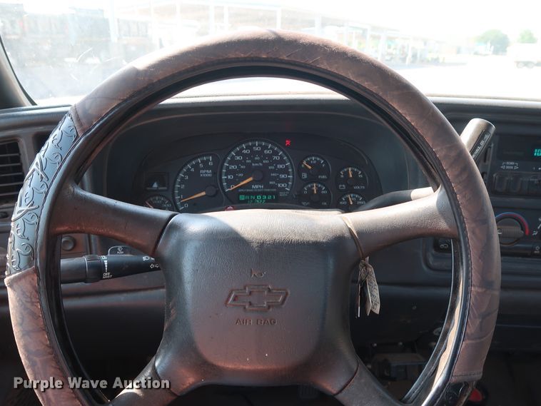 image for item DH3533 2002 Chevrolet Silverado 3500 dump flatbed pickup truck