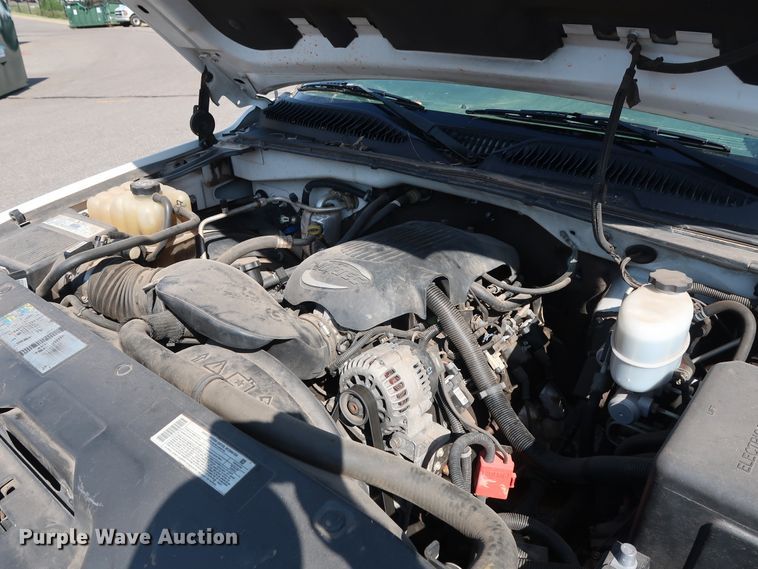 image for item DH3533 2002 Chevrolet Silverado 3500 dump flatbed pickup truck