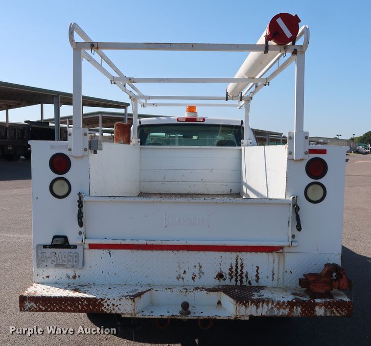 image for item DH3534 2003 Chevrolet Silverado 2500HD utility bed pickup truck